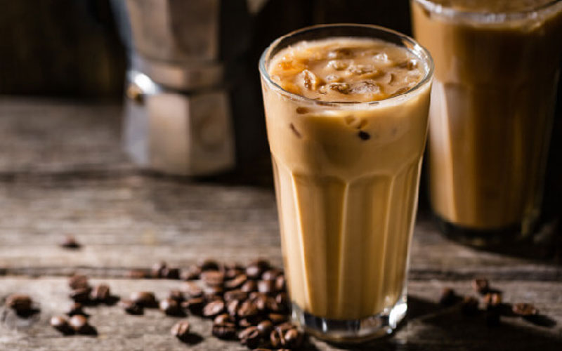 Cà phê sữa đá – tinh hoa ẩm thực đường phố Việt Nam