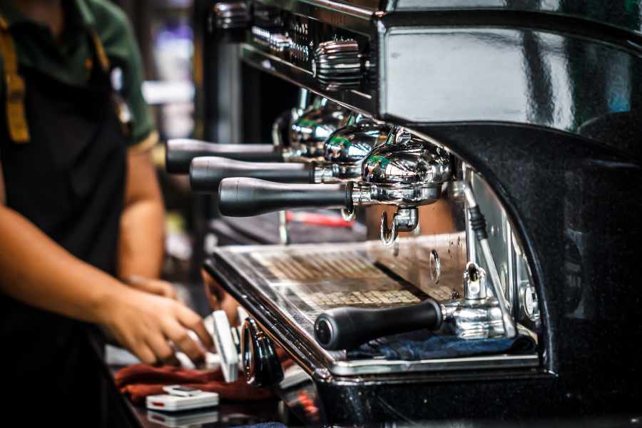 Các yếu tố ảnh hưởng đến chất lượng cà phê pha máy