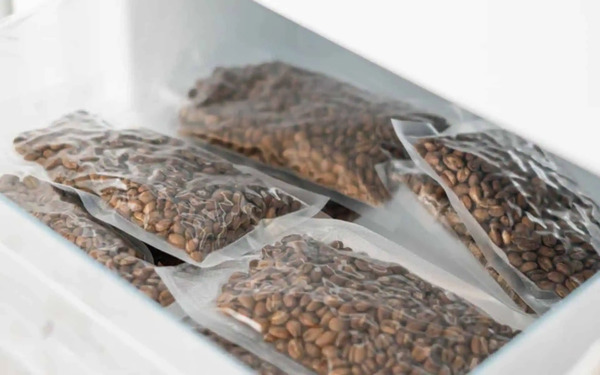 Cách bảo quản cà phê nguyên hạt giữ được hương vị lâu nhất