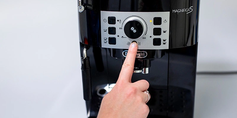 Hướng dẫn cách chỉnh lượng nước máy pha cà phê