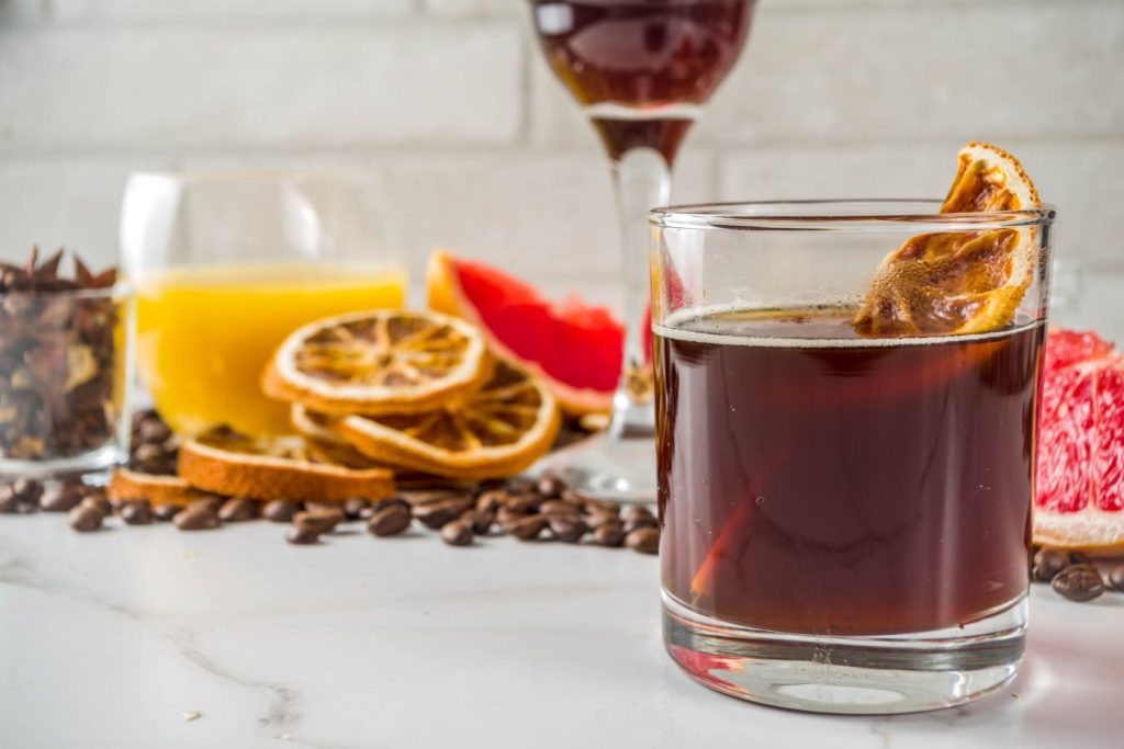 Cách kết hợp cà phê với rượu để tạo cocktail độc đáo