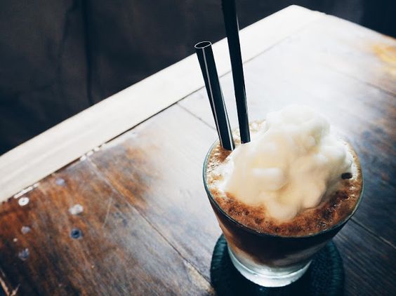 Cách Làm Cà Phê Cốt Dừa Đá Mịn Mượt – Ngon Như Quán Chill