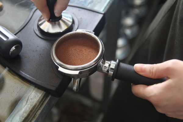 Công thức pha cà phê máy ngon bạn nên biết