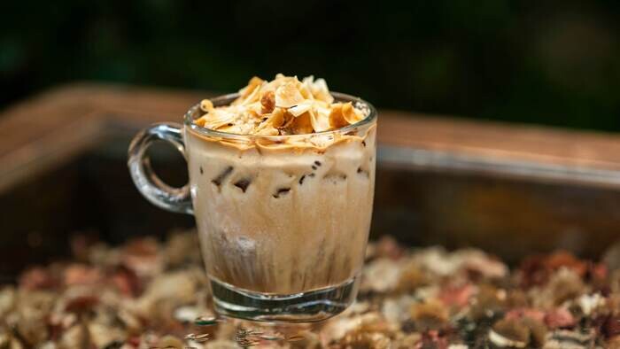 Hướng Dẫn Cách Làm Cà Phê Dừa Mát Lạnh Giải Nhiệt Ngày Hè