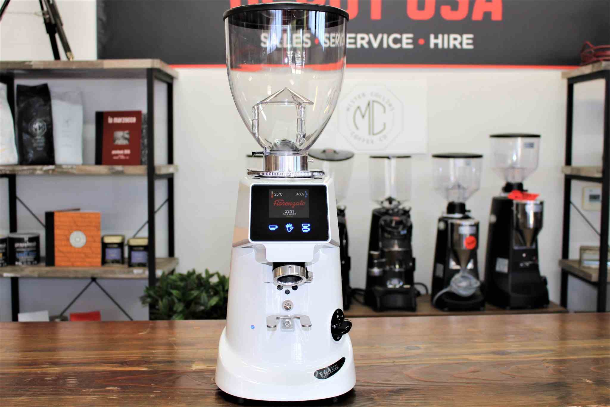 Kinh nghiệm chọn mua máy xay cà phê chuyên nghiệp cho quán cà phê