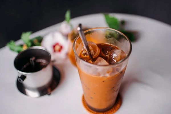 Lưu ý quan trọng khi pha cà phê sữa đá hòa tan để giữ trọn hương vị