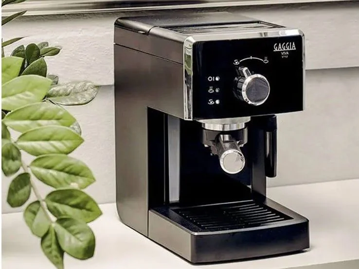 Máy pha cà phê bán tự động – bí kíp tạo nên tách espresso đậm vị như quán