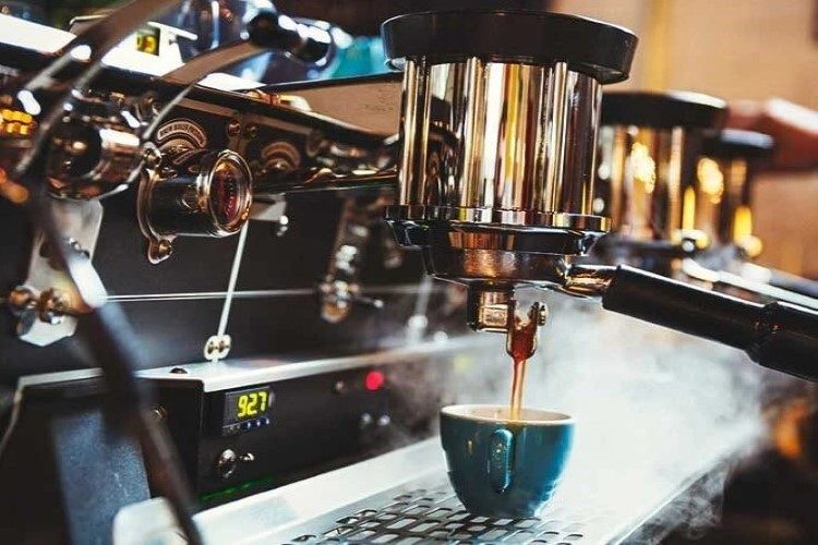 Máy pha cà phê kêu to bất thường – Cách kiểm tra và khắc phục