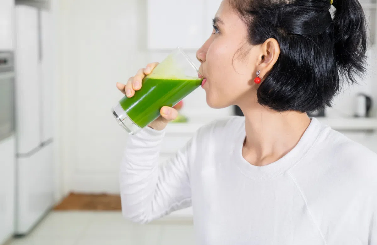 Những lưu ý khi sử dụng nước ép rau diếp cá