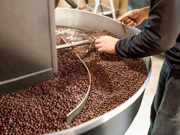 Những ưu điểm nổi bật của cà phê rang nguyên hạt