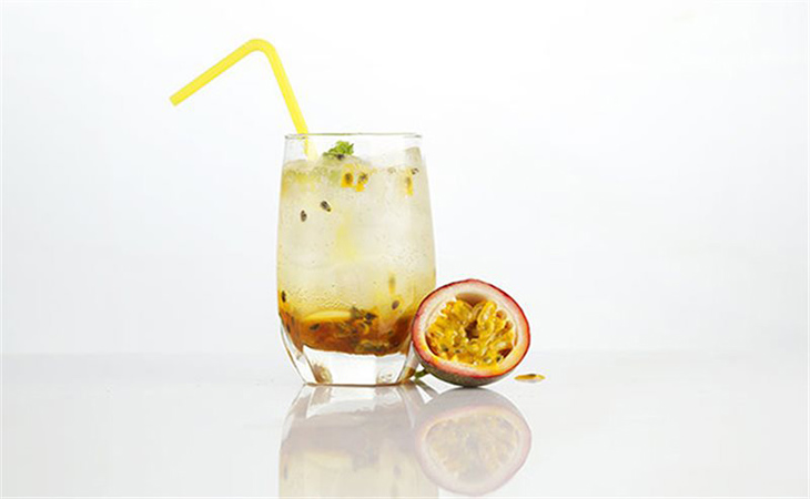 Tự làm soda chanh dây mát lạnh cực đã khát ngày nắng nóng