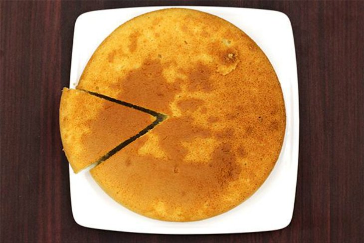 Cách làm bánh bông lan cực dễ bằng nồi cơm điện