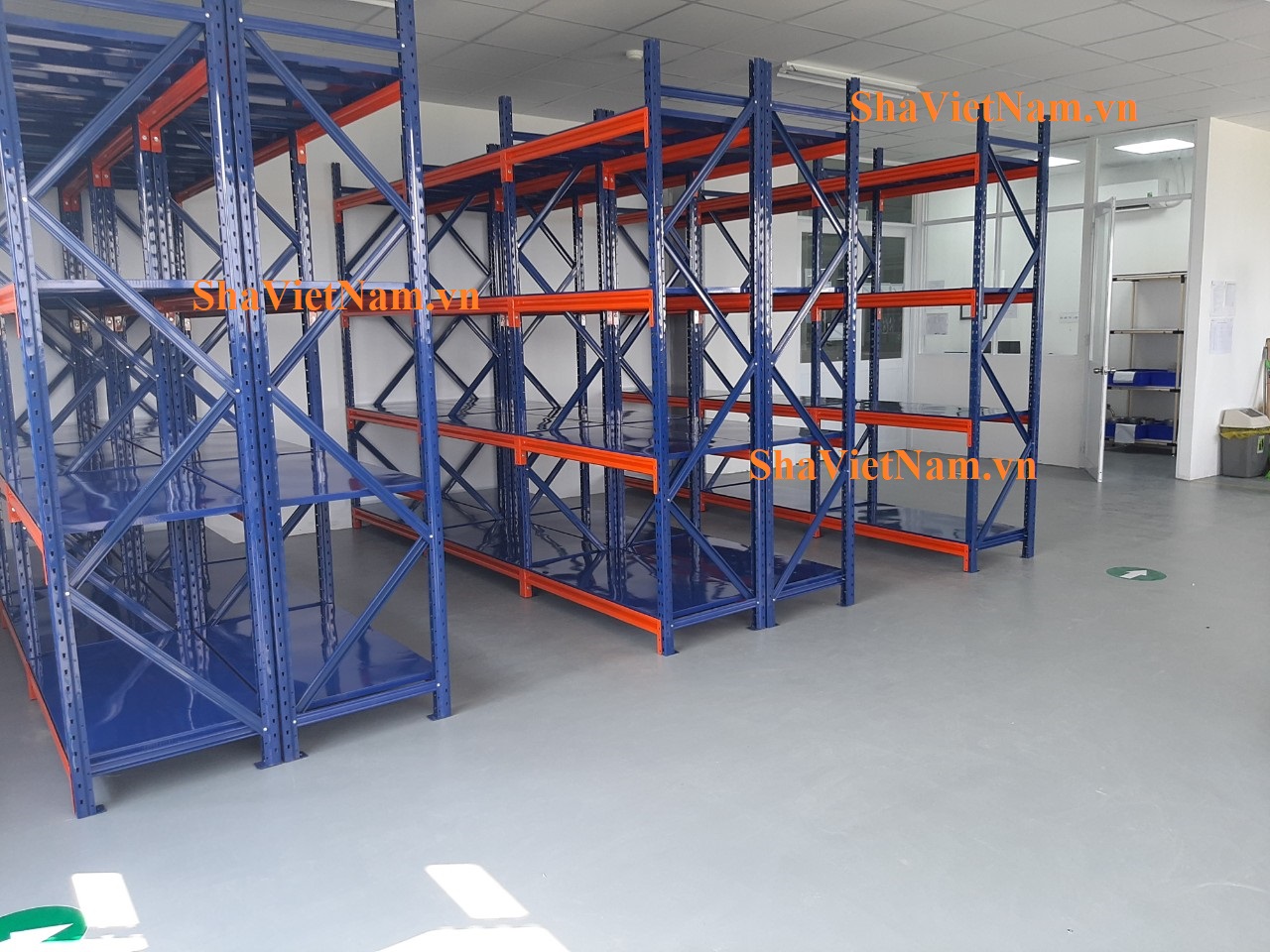 giá kệ trung tải 4 tầng