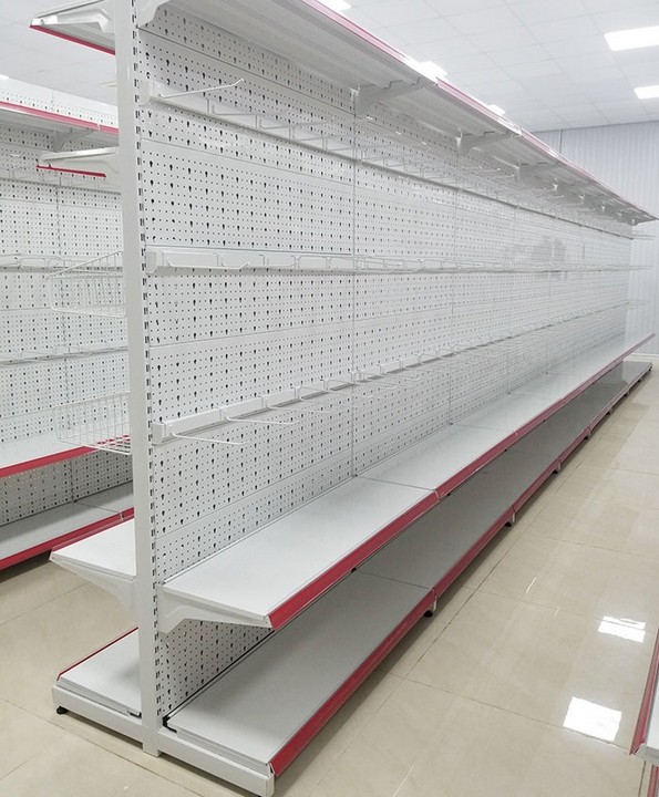 Kệ siêu thị móc treo dạng lưng tôn đục lỗ