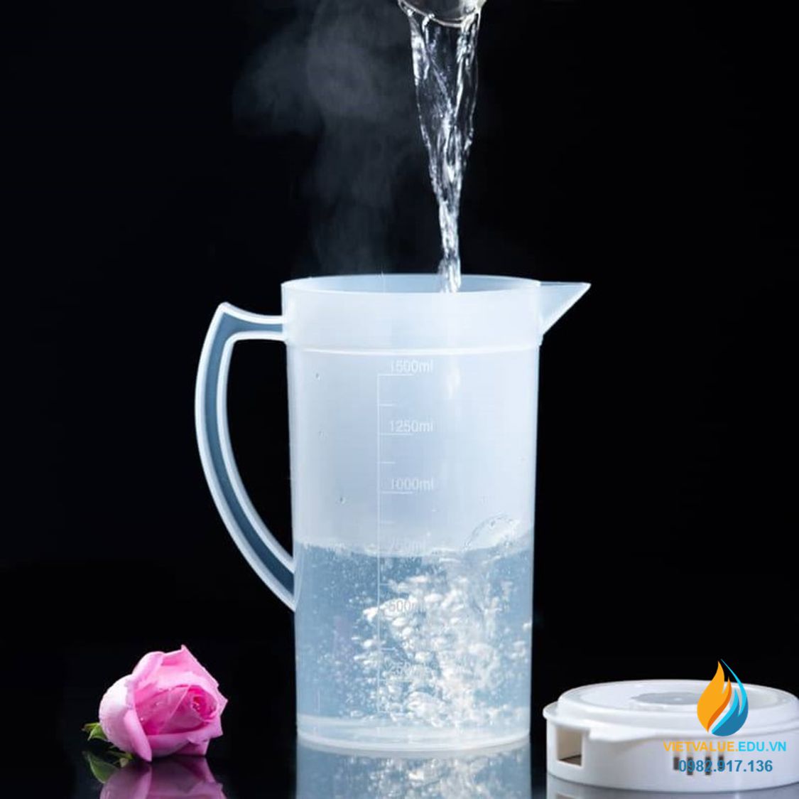 Ca đựng hóa chất, có nắp, tay cầm, nhựa PP, vạch chia, dung tích 2000ml