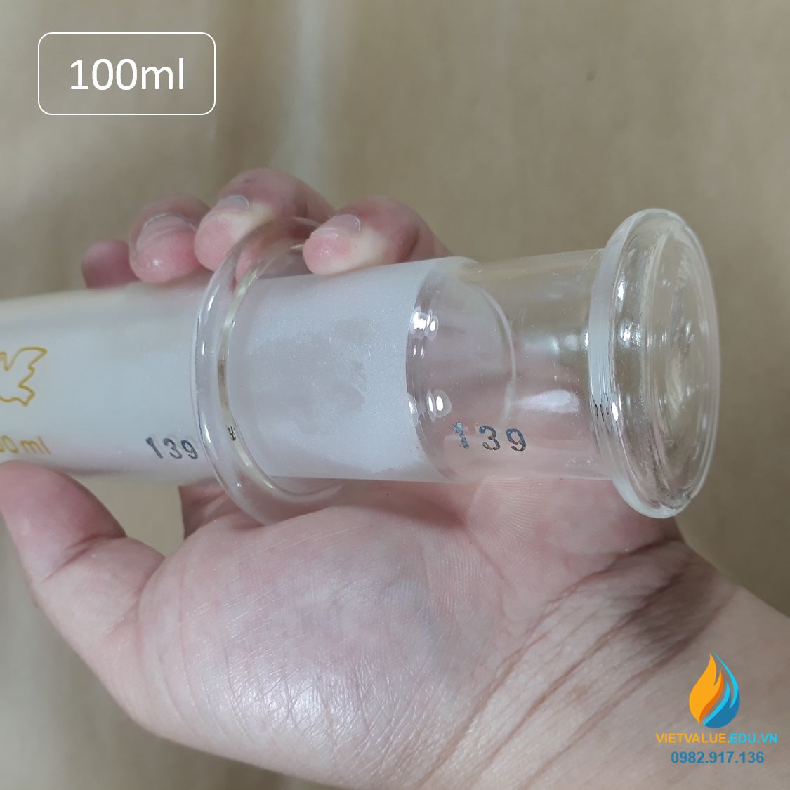 Bơm tiêm thủy tinh dung tích 100ml, xy lanh thủy tinh thí nghiệm hãng Bomex