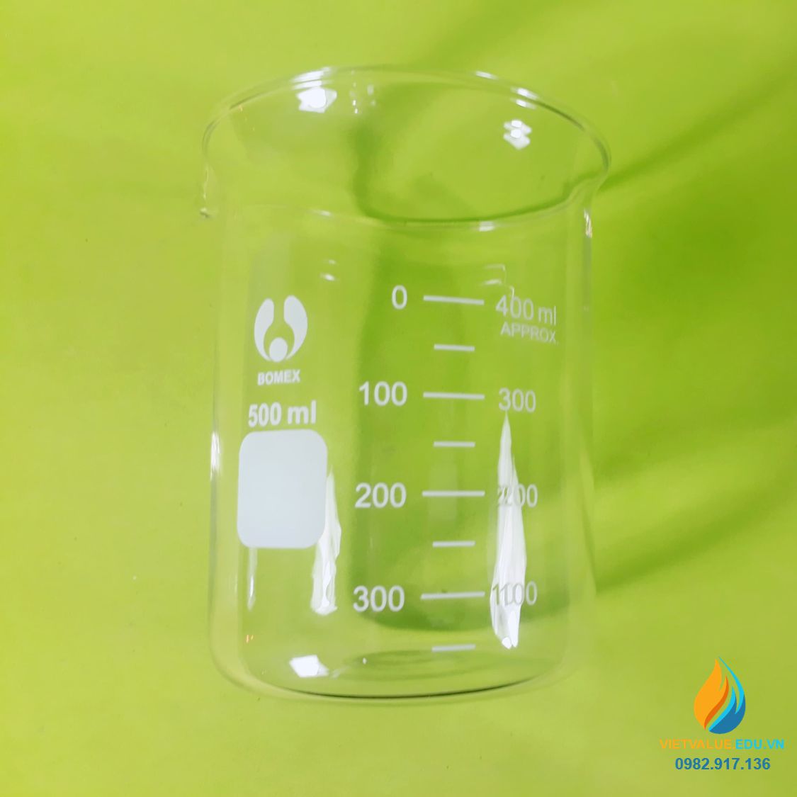 Cốc đong thủy tinh trong suốt, chịu nhiệt, có chia vạch, có mỏ, 500ml