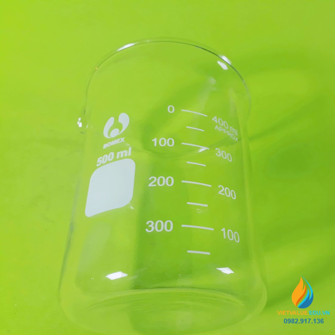 Cốc đong thủy tinh trong suốt, chịu nhiệt, có chia vạch, có mỏ, 500ml