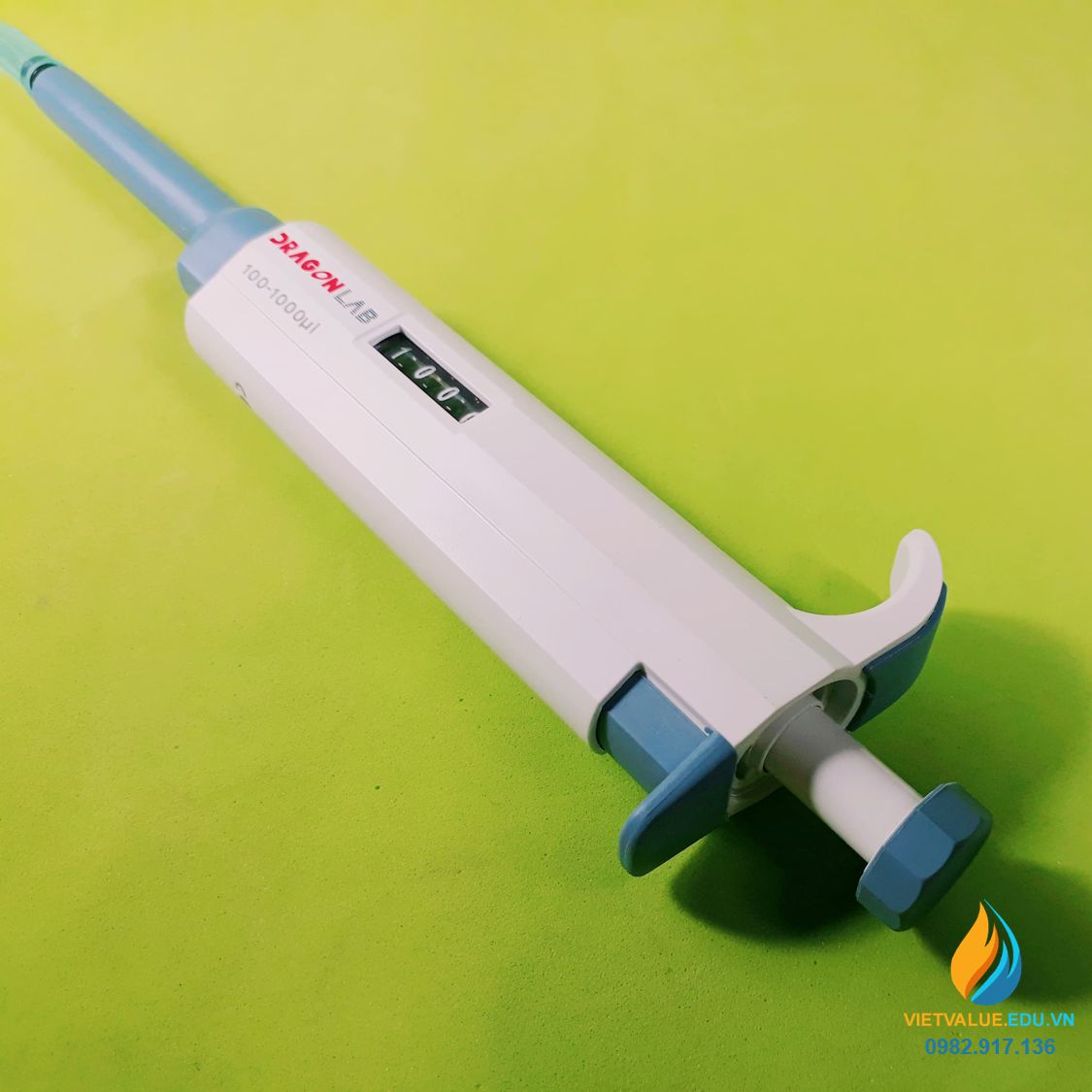 Micro Pipet phòng thí nghiệm, định mức hút max 1ml