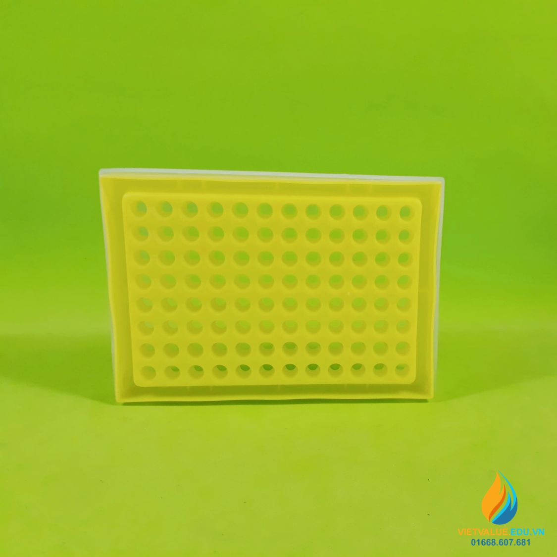 Hộp đầu côn PCR 0.2ml, nhựa PP, 96 lỗ, dài 15cm, rộng 10cm, cao 3cm