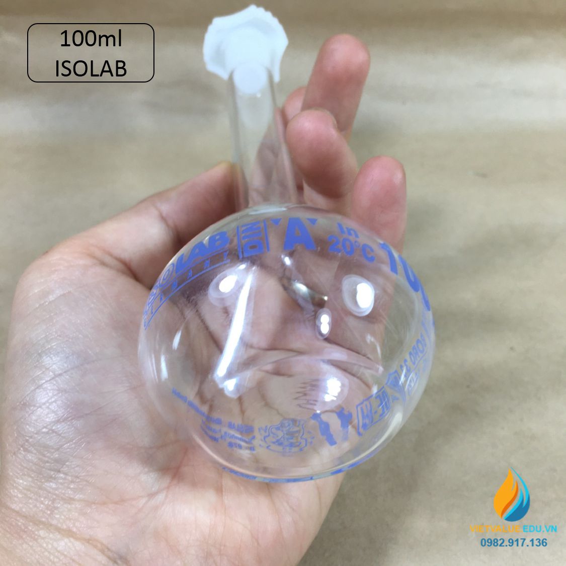 Bình định mức thủy tinh, nút nhựa, hãng IsoLab , dung tích 100ml