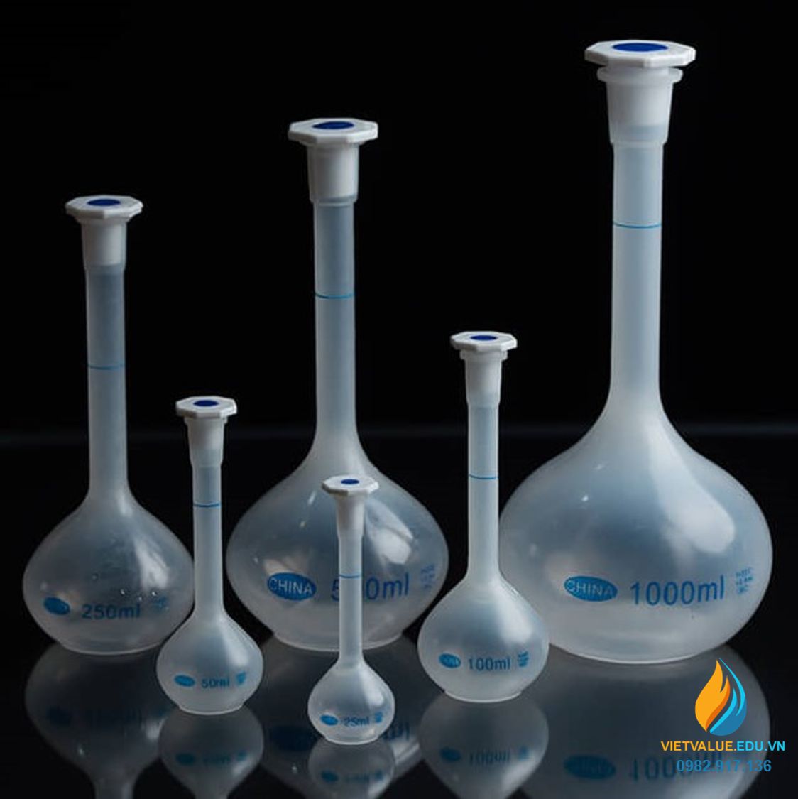 Bình định mức nhựa PP trong suốt, dung tích 500ml