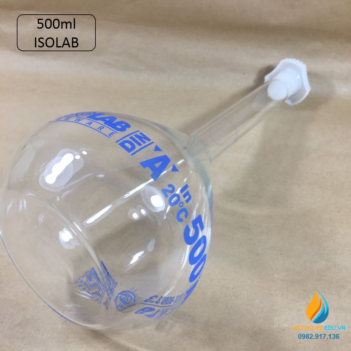 Bình định mức thủy tinh, nút nhựa, hãng IsoLab , dung tích 500ml