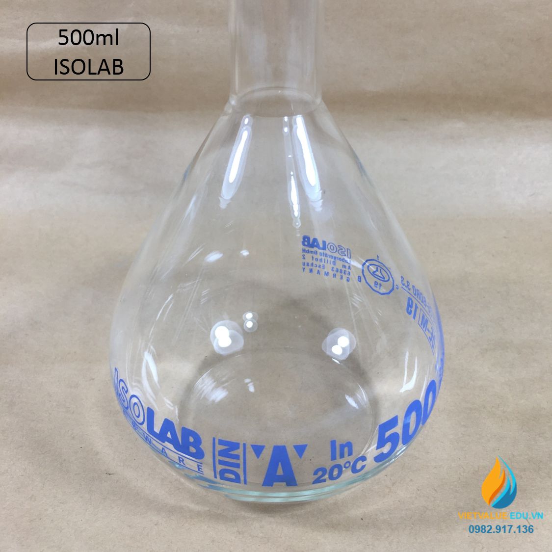 Bình định mức thủy tinh, nút nhựa, hãng IsoLab , dung tích 500ml