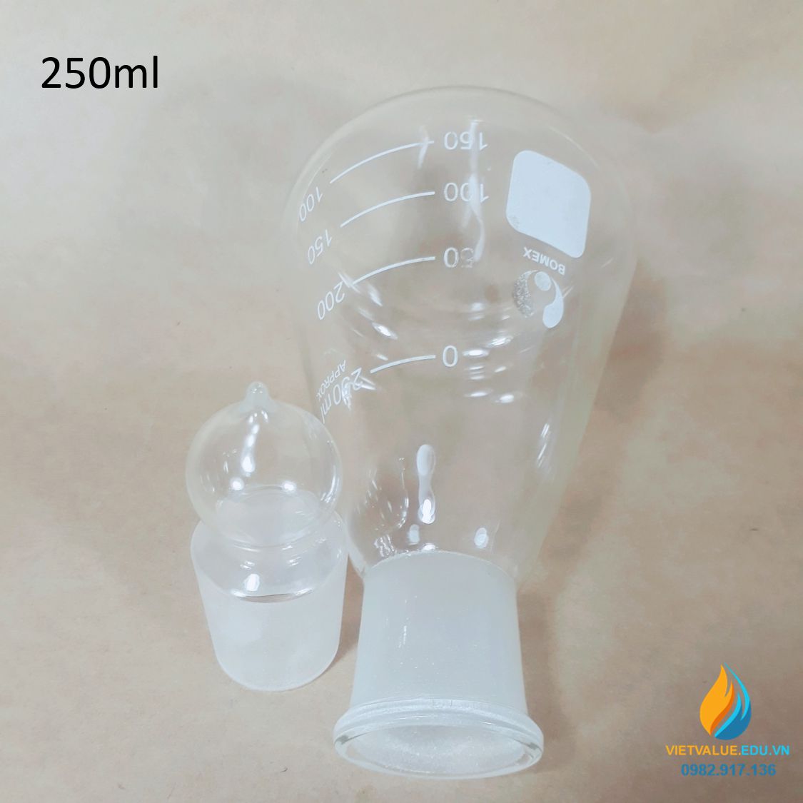 Bình tam giác thủy tinh 250ml có nút cổ mài vạch chia chịu nhiệt