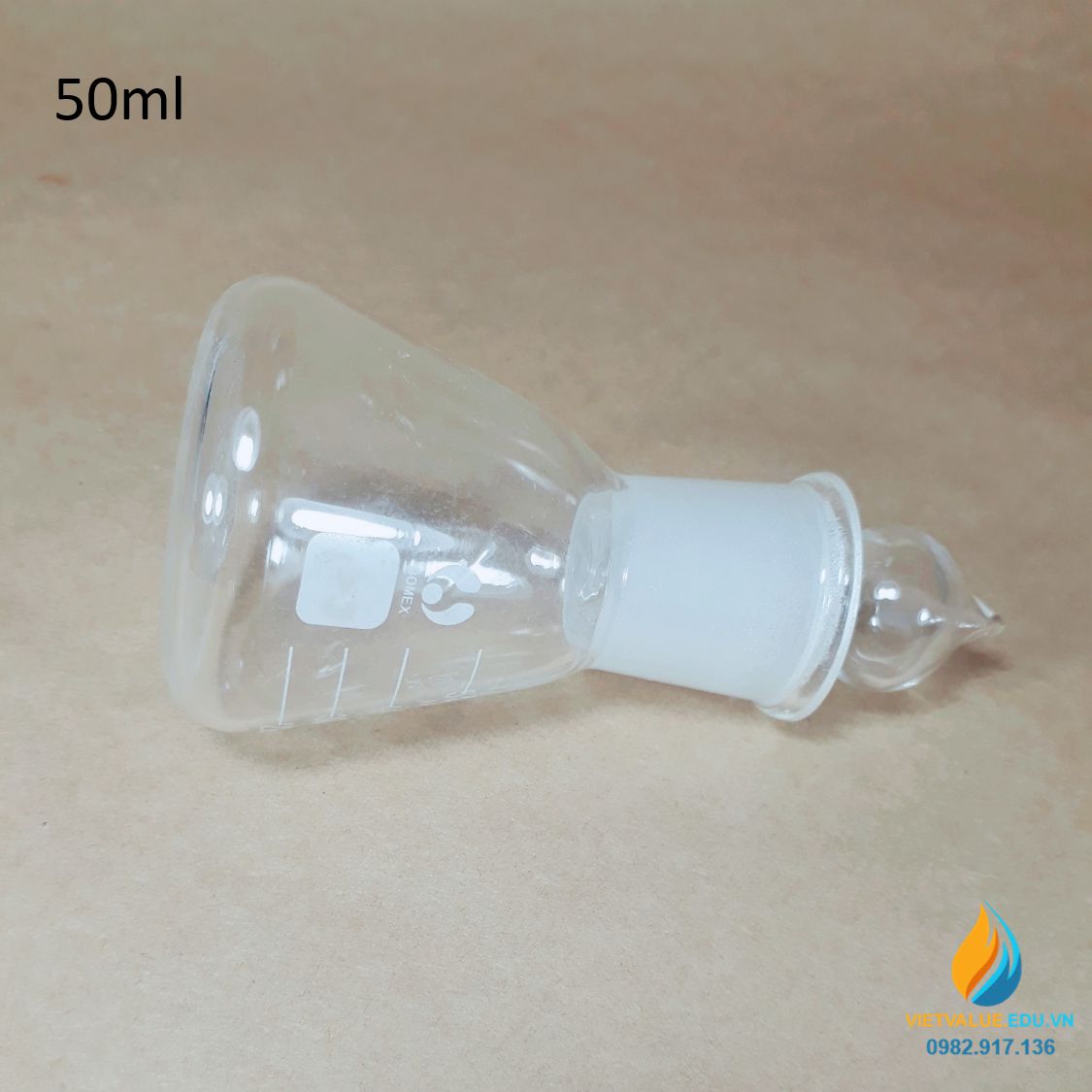 Bình tam giác thủy tinh 50ml có nút cổ mài vạch chia chịu nhiệt
