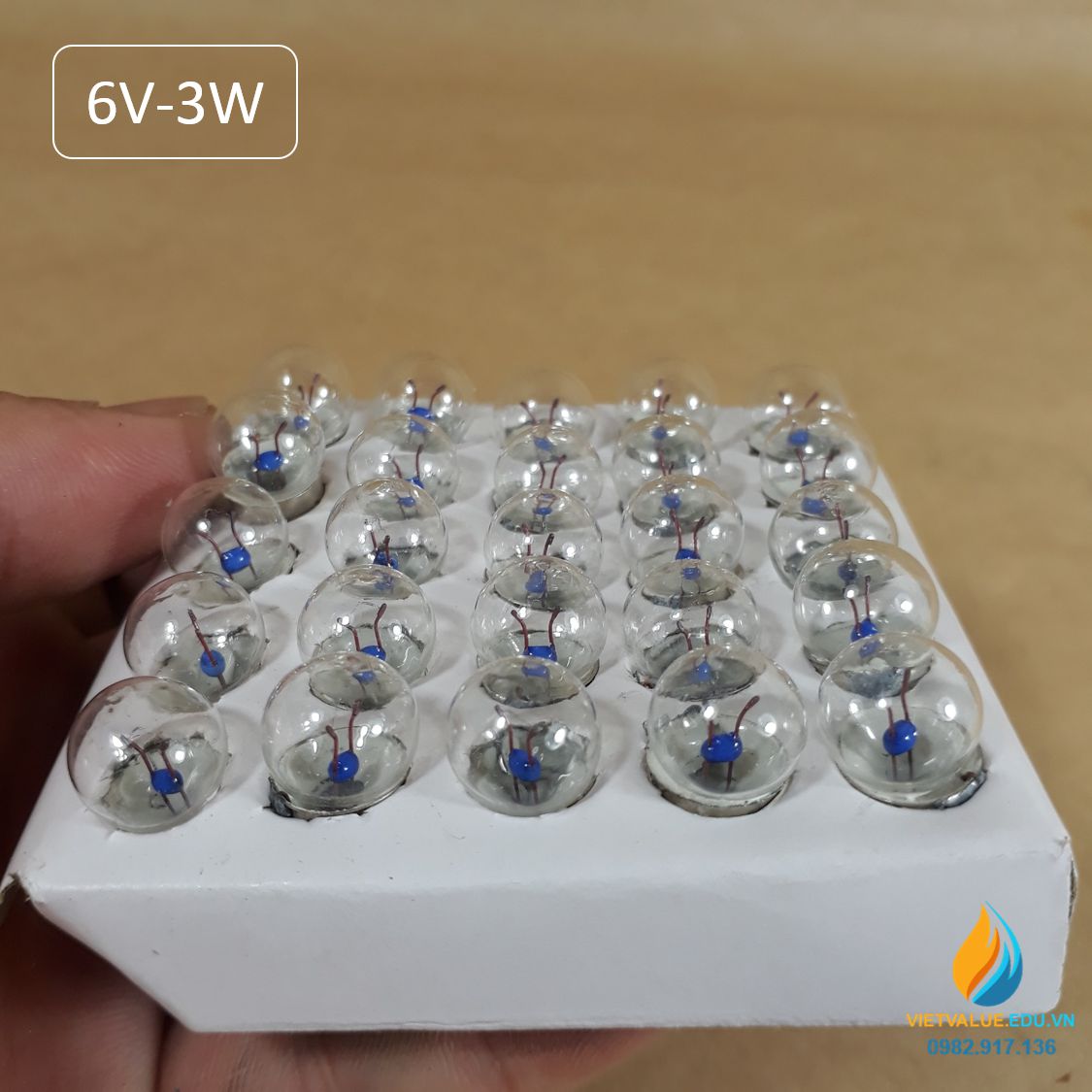 Bóng đèn lắp ráp mạch điện 6V, đui xoáy, dạng đốt nóng sợi dây tóc