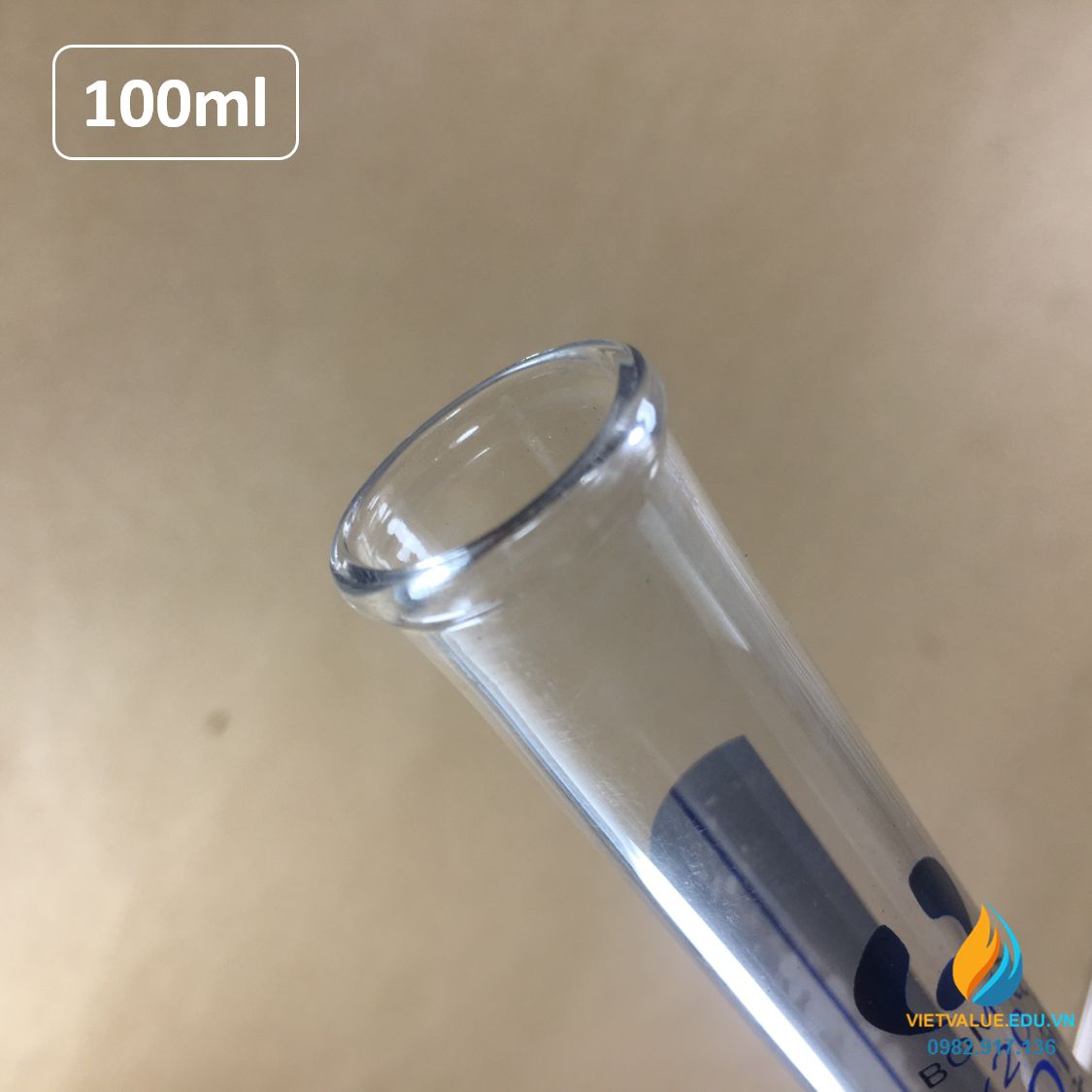 Buret khóa thủy tinh 100ml có bạc chao, có vạch chia, thủy tinh trong suốt