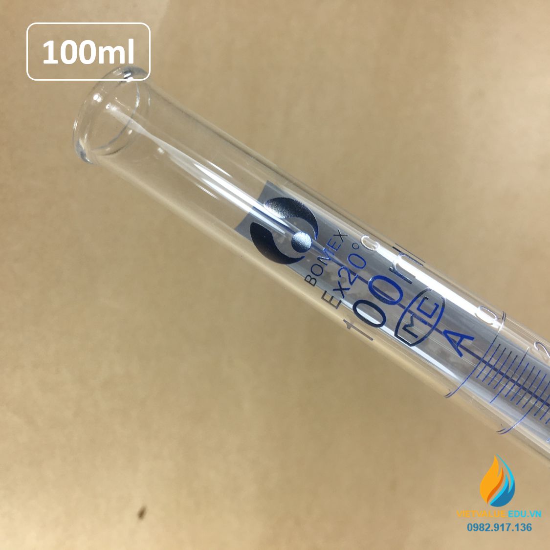 Buret khóa thủy tinh 100ml có bạc chao, có vạch chia, thủy tinh trong suốt