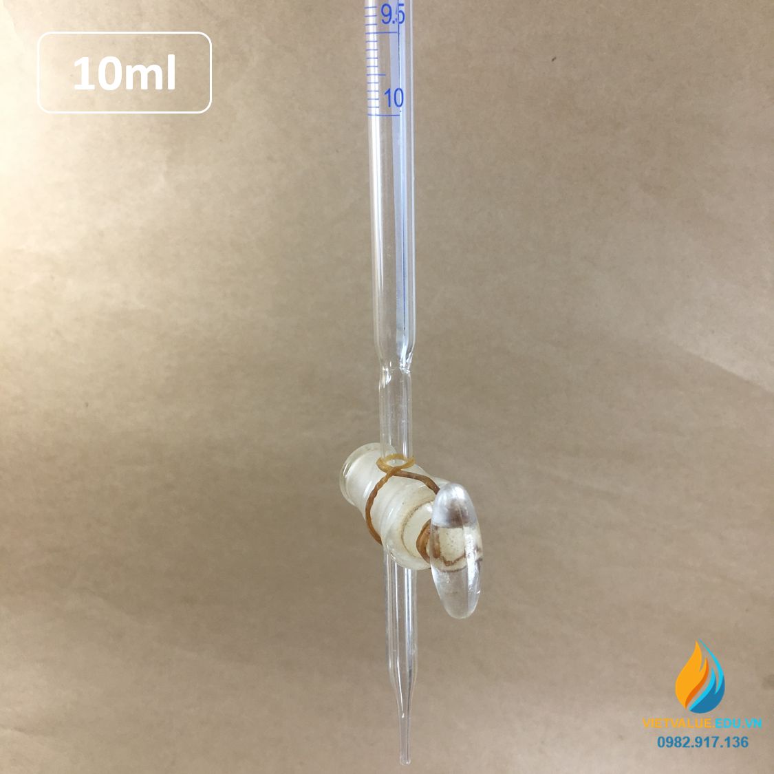 Buret khóa thủy tinh 10ml có bạc chao, có vạch chia, thủy tinh trong suốt