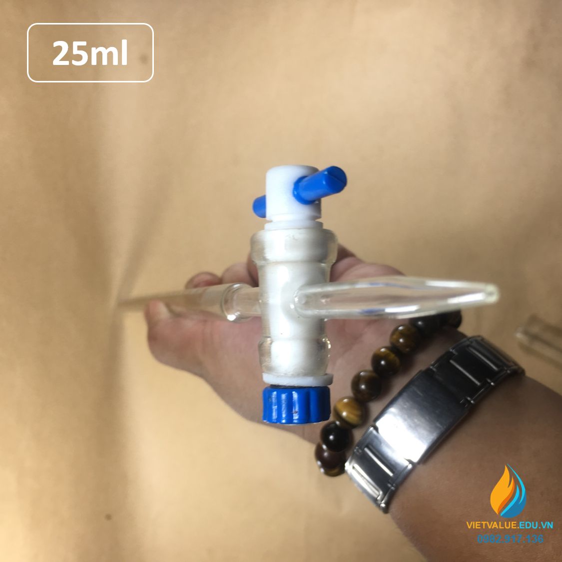 Butrret thủy tinh khóa nhựa, dung tích 25ml không có bạc chao, thủy tinh trong suốt