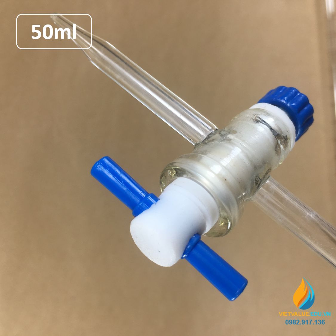 Butrret thủy tinh khóa nhựa, dung tích 50ml không có bạc chao, thủy tinh trong suốt