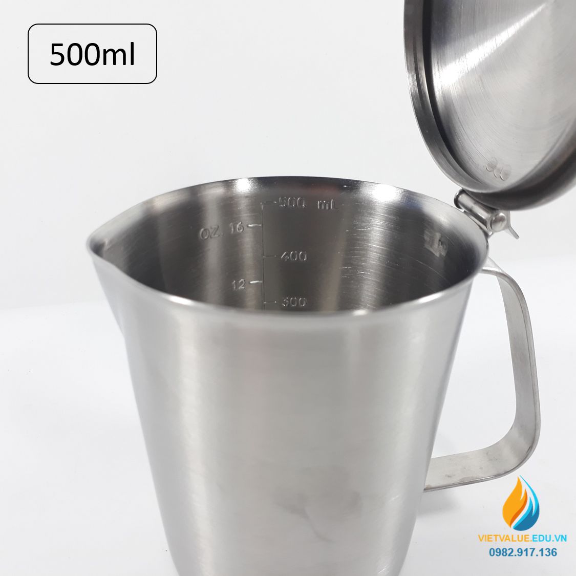 Ca Inox 304 có nắp, dung tích 500ml, vạch chia, có quai, có cỏ rót