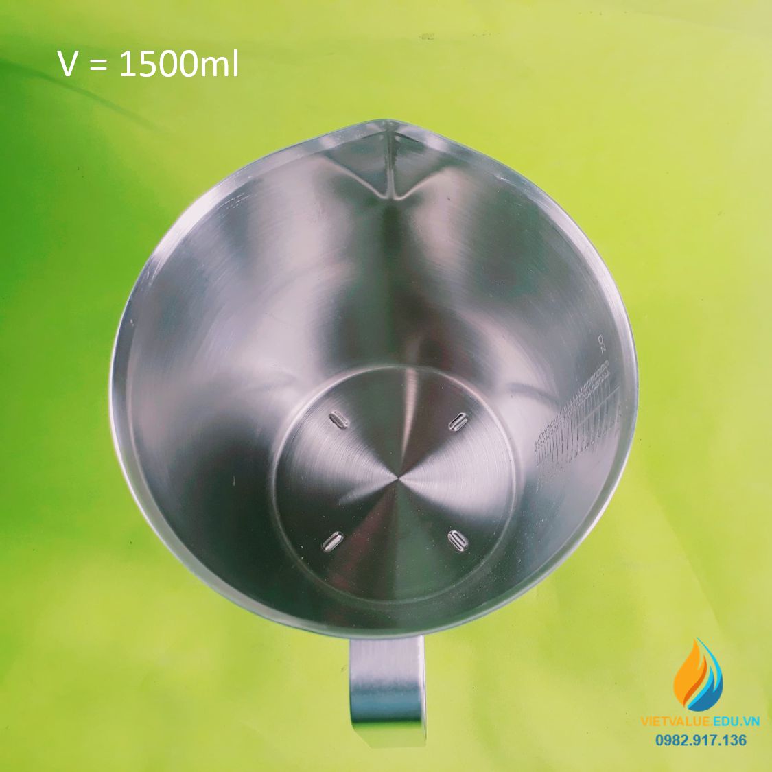 Ca inox 304 có vạch chia tay cầm dung tích 1500ml không nắp