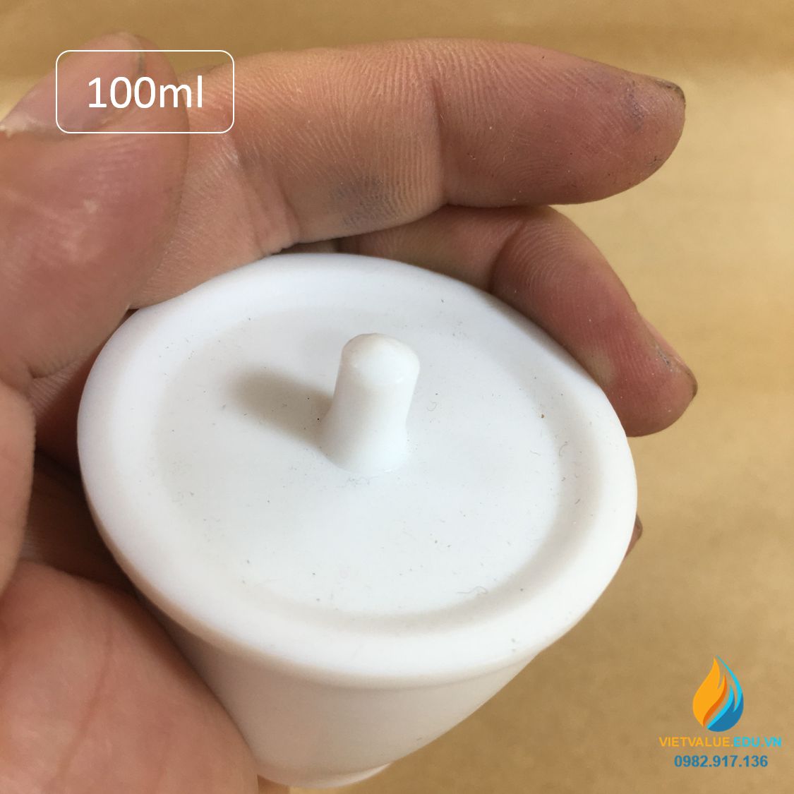 Chén nhựa PTFE có nắp, kháng kiềm và axit mạnh. dung tích 50ml