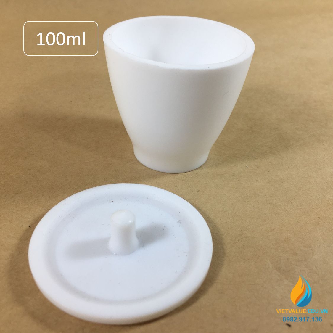 Chén nhựa PTFE có nắp, kháng kiềm và axit mạnh. dung tích 50ml