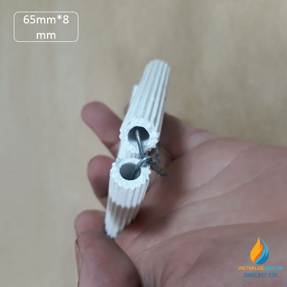 Clay tam giác chống nứt vỡ kích thước cạnh 65mm, đường kính ống 8mm