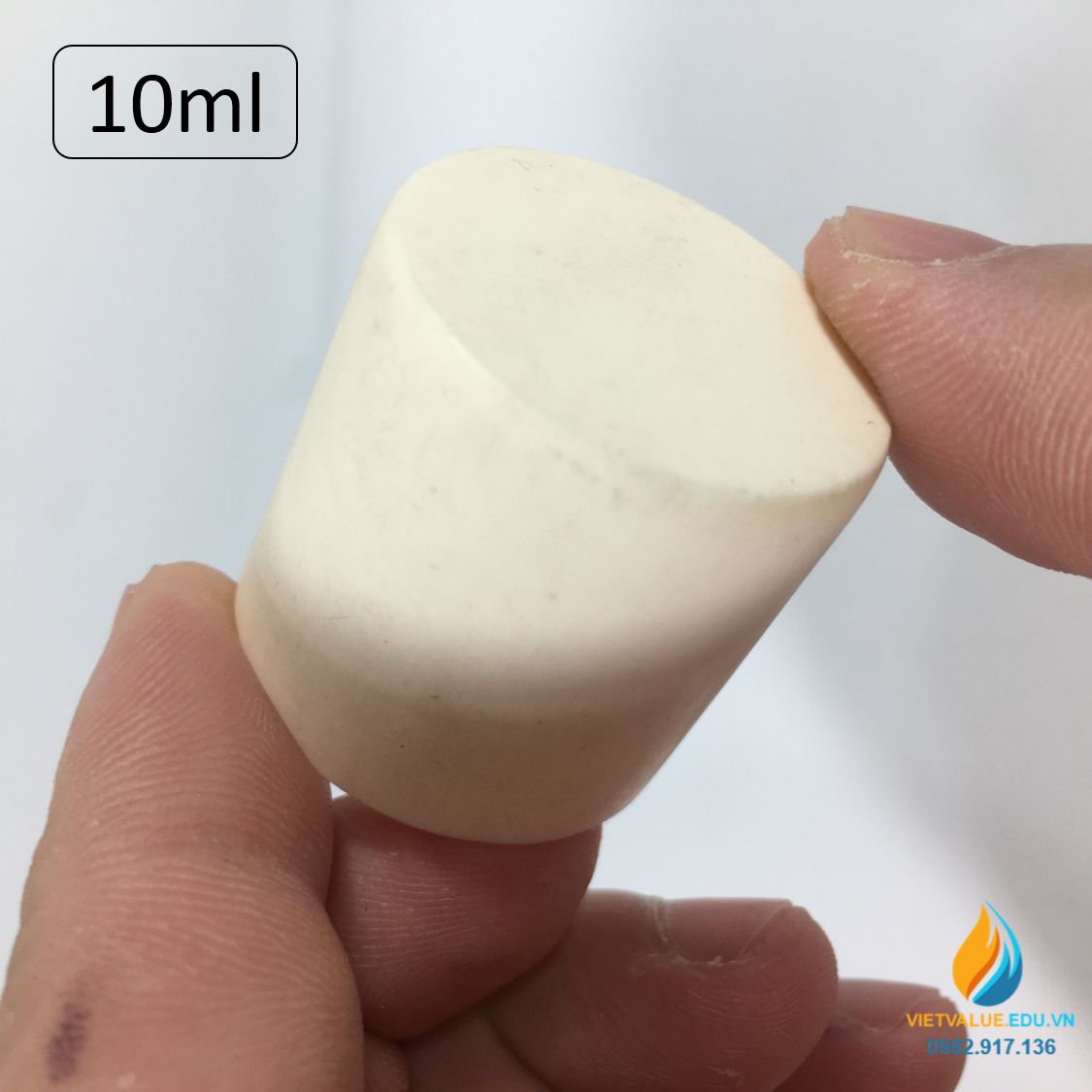 Cốc nhôm oxit Al2O3 tinh khiết hơn 99%, chịu nhiệt độ hơn 1600 độ C nung mẫu 10ml