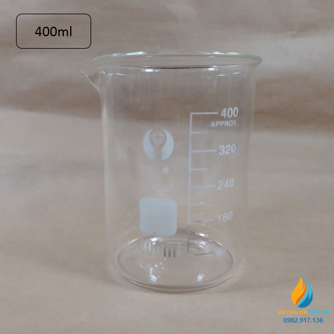 Cốc đong thủy tinh có vạch chia, dung tích 400ml, có mỏ, chịu nhiệt độ cao