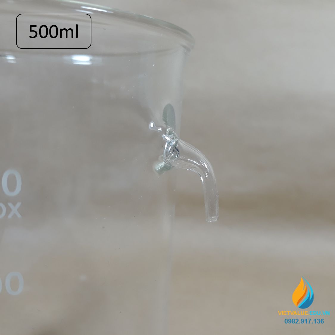 Cốc thủy tinh có vòi tràn, vạch chia, dung tích 500ml, hãng Bomex