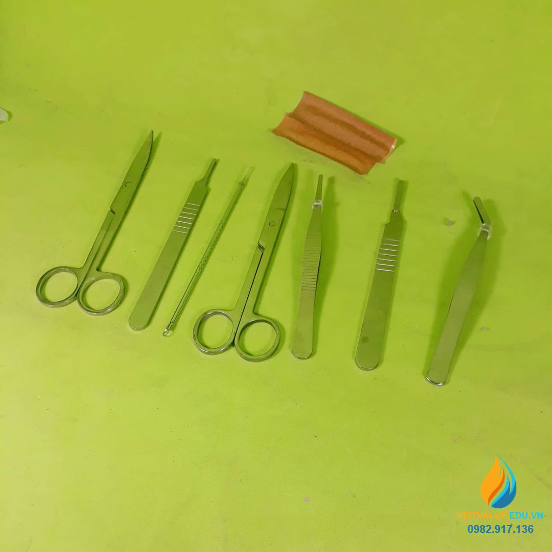 Bộ dụng cụ dao mổ sinh học, phòng thí nghiệm sinh hóa