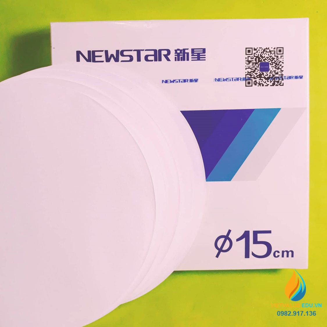 Giấy lọc định tính, lỗ 2.5 micromet đường kính 150mm, hộp 100 tờ