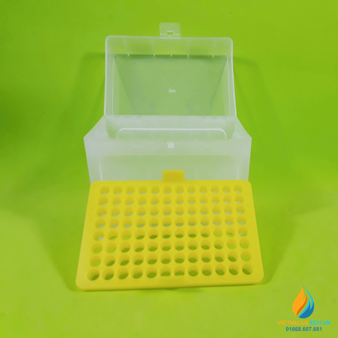 Hộp đầu côn 1ml, 96 lỗ, nhựa PP, khử trùng nhiệt độ cao, kích thước 12.5x8.5x11cm