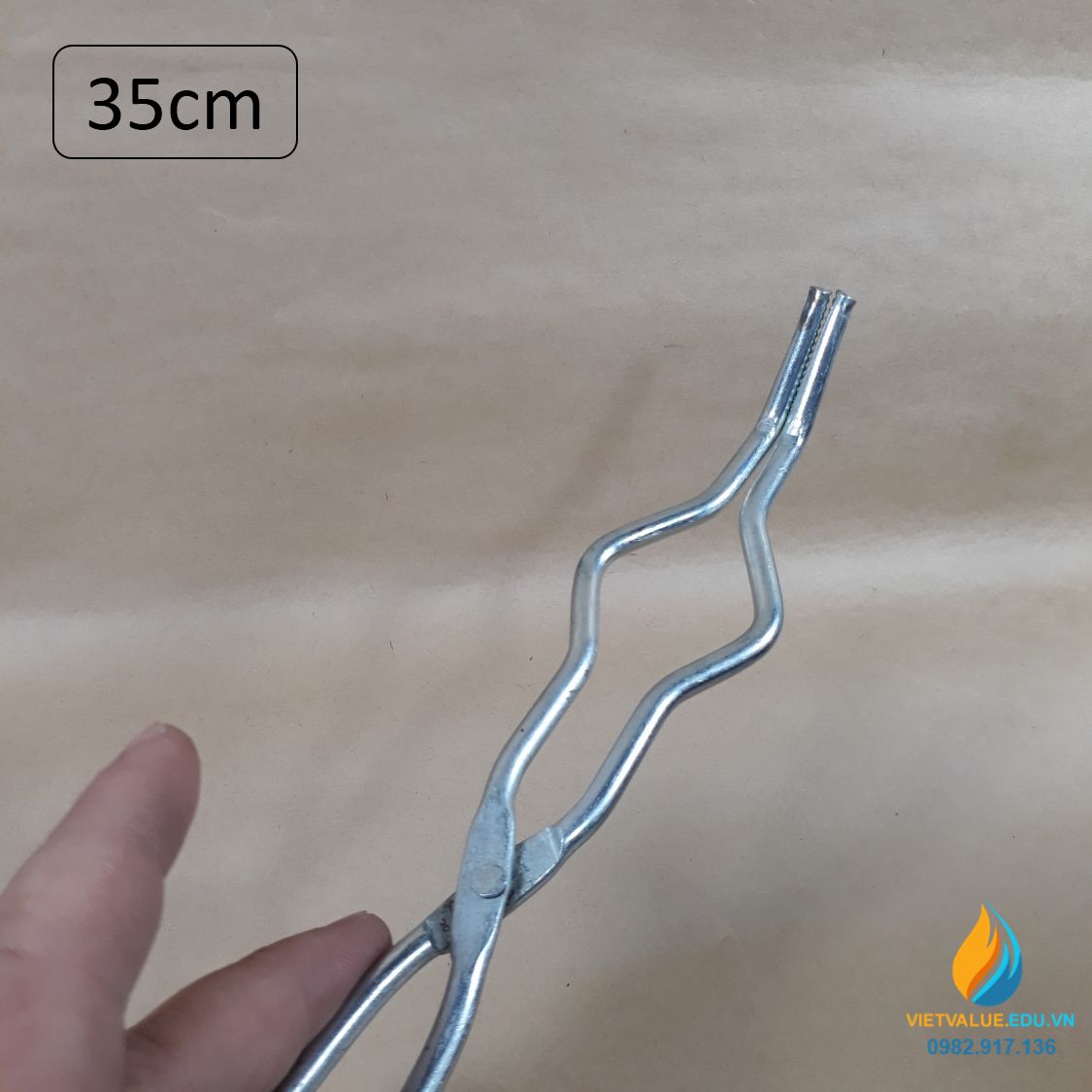 Kẹp gắp chén sứ phòng thí nghiệm, chiều dài 35cm, kẹp inox