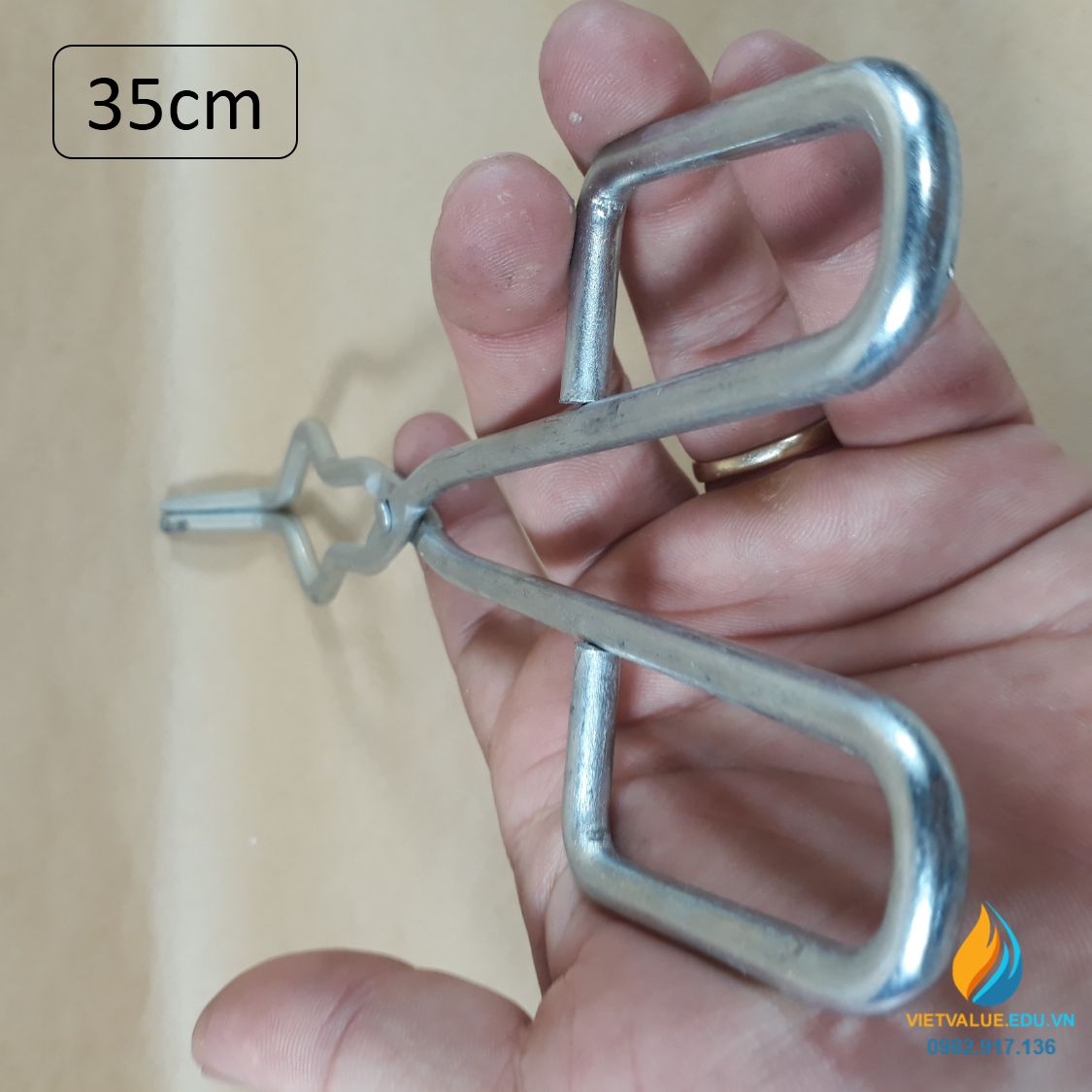 Kẹp gắp chén sứ phòng thí nghiệm, chiều dài 35cm, kẹp inox