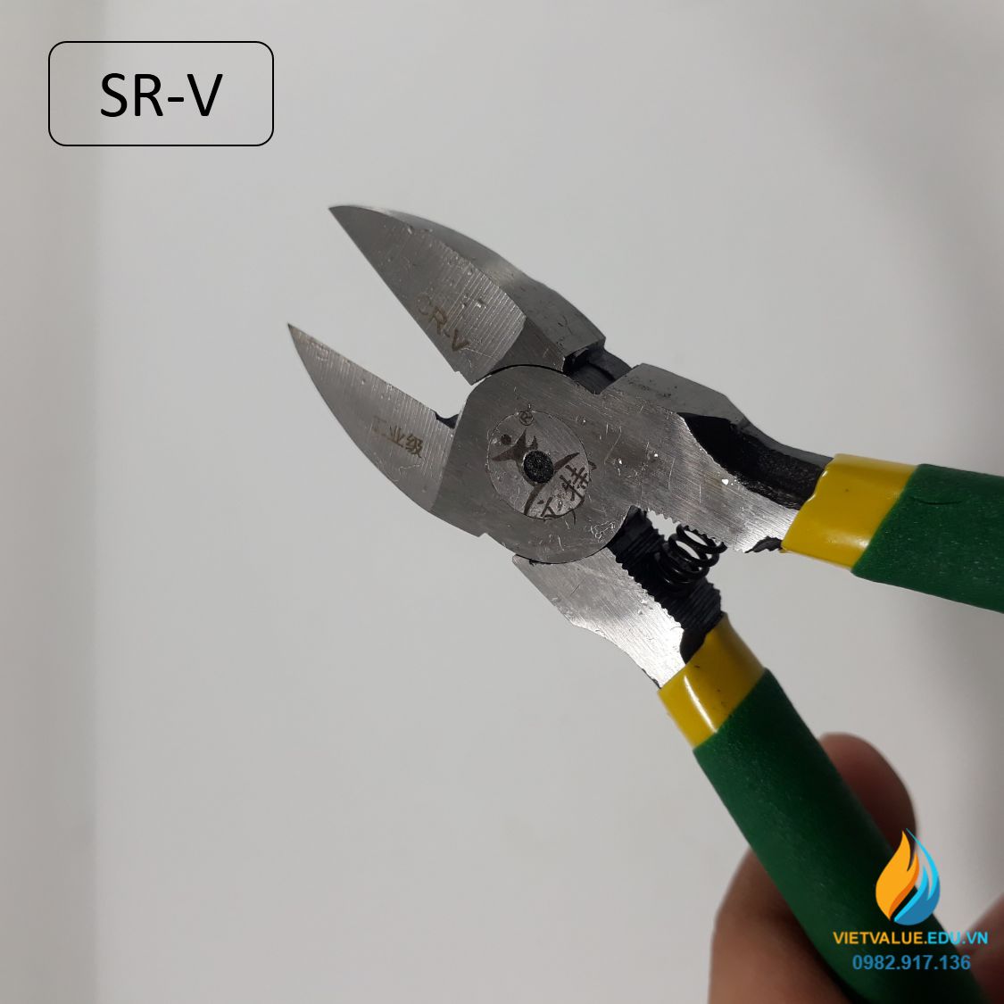 Kìm cắt dây điện lưỡi xiên, độ cứng cao, chều dài 6inch, cán bọc nhựa